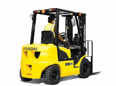 Дизельный вилочный погрузчик HYUNDAI 25D-7E