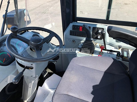 Фронтальный погрузчик SEM 636D б/у (2019 г., 1 010 м.ч.)