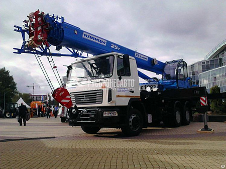 Автокран Клинцы КС-55713-6К-4В