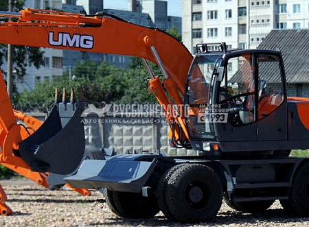 Экскаватор колесный UMG E140W
