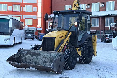 Экскаватор-погрузчик New Holand B80B б/у (2018 г., 4285 м.ч.)