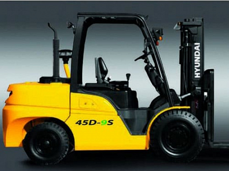 Дизельный вилочный погрузчик HYUNDAI 45D-9S